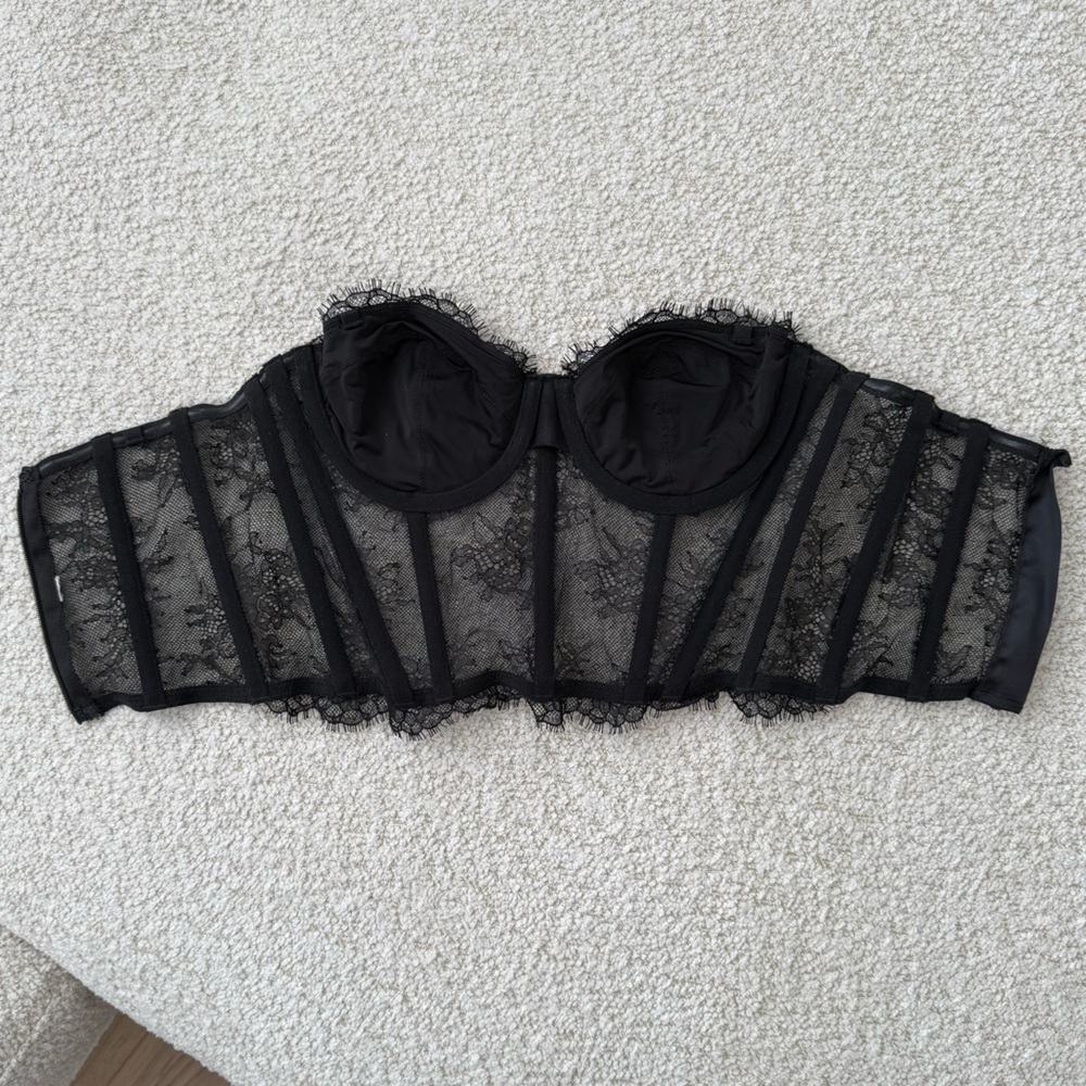 Victoria’s Secret Black Lace Bustier/Corset - Picture 4 of 5